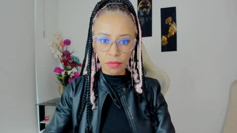 Snapshot of scarlettmalbec chatting on February 6, 10:10 pm Scarlett online show from February 6, 10:10 pm