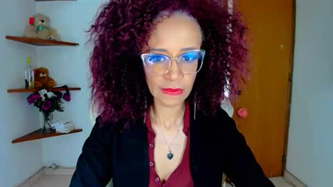 Snapshot of scarlettmalbec chatting on October 2, 10:19 pm Scarlett online show from October 2, 10:19 pm