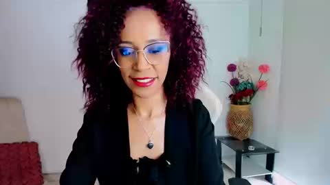 Snapshot of scarlettmalbec chatting on September 15, 9:49 pm Scarlett online show from September 15, 9:49 pm
