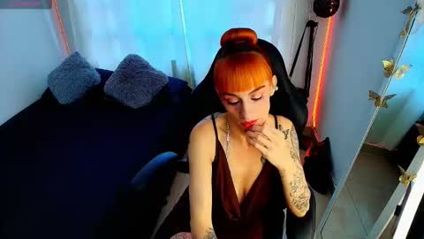Snapshot of scarlettmilf_cg chatting on October 10, 1:28 pm Scarlett online show from October 10, 1:28 pm