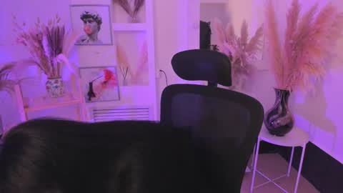 scarlettmurr online show from September 22, 7:23 am