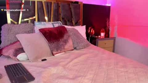 scarlettorres online show from November 20, 8:17 pm