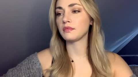 ScarlettxBlonde online show from April 28, 6:29 am