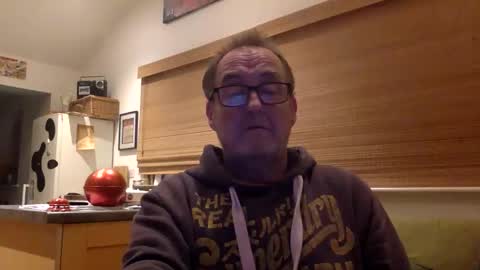 scbiggersballs online show from November 9, 12:14 am