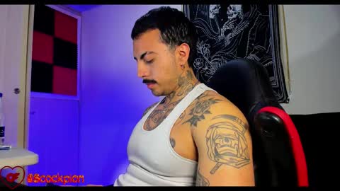 Alejandro help me to reach 200 thumps up online show from November 4, 7:32 am