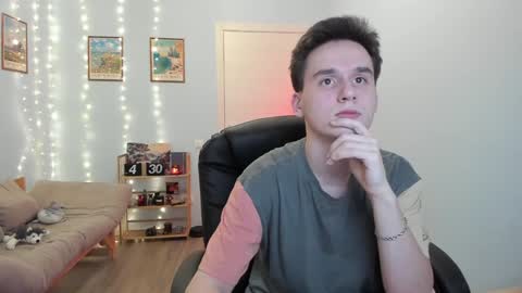 Thomas brunette and Alex blond online show from December 12, 11:58 pm