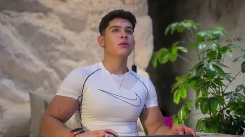 Andrew Flintt online show from April 12, 1:31 am