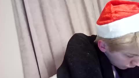 danny online show from December 22, 1:45 am