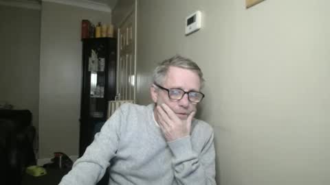 James online show from November 24, 4:38 pm