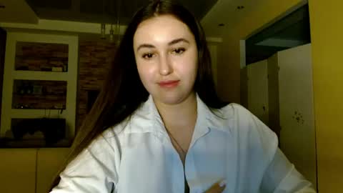 Elizabeth  online show from April 15, 7:58 pm