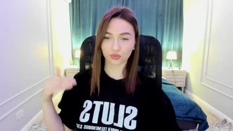 Kate online show from March 6, 7:14 am