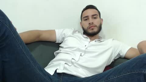 Snapshot of seank_noszka chatting on February 25, 8:21 pm seank_noszka online show from February 25, 8:21 pm