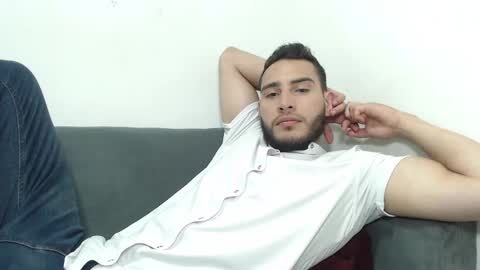 Snapshot of seank_noszka chatting on February 13, 9:06 pm seank_noszka online show from February 13, 9:06 pm
