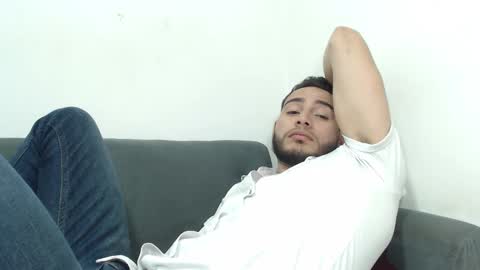 Snapshot of seank_noszka chatting on February 13, 6:05 pm seank_noszka online show from February 13, 6:05 pm