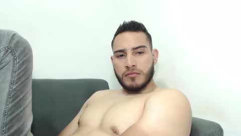Snapshot of seank_noszka chatting on February 6, 8:23 pm seank_noszka online show from February 6, 8:23 pm