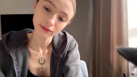 Kate online show from March 3, 11:17 am