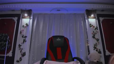 Sea online show from December 19, 8:59 pm