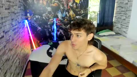 sebas jusa online show from June 14, 12:29 pm
