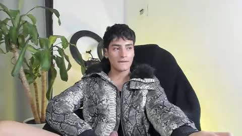 sebastian online show from December 18, 2:45 pm