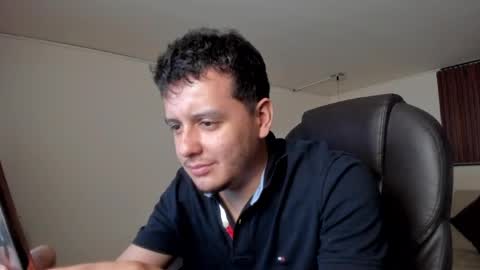 sebasosorio42 online show from August 7, 11:03 pm