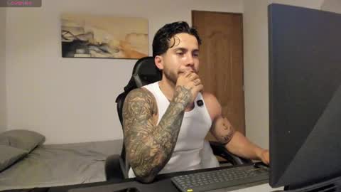 Lucian Sinclair online show from July 26, 2:42 am