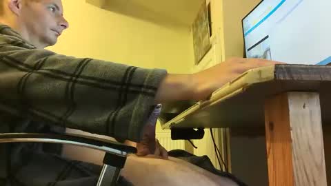 Snapshot of sebastianspalding450 chatting on September 20, 9:12 am sebastianspalding450 online show from September 20, 9:12 am