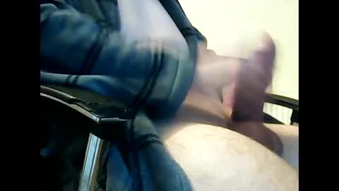 Snapshot of sebastianspalding450 chatting on December 27, 10:01 am sebastianspalding450 online show from December 27, 10:01 am