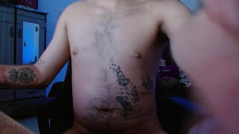 Snapshot of sebasxxl12 chatting on October 14, 3:59 pm Sebas online show from October 14, 3:59 pm