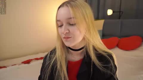 Rina online show from November 2, 8:20 pm