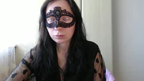 Elly online show from April 23, 8:55 am