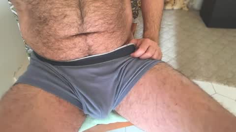 secret_neighbor_ online show from April 19, 12:17 pm