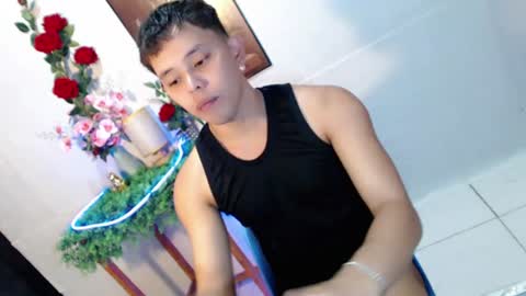 Max online show from June 19, 9:48 am