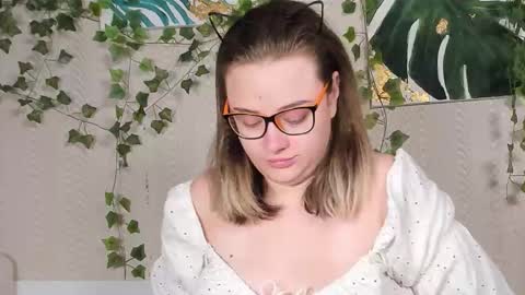 seductive_she_wolf online show from October 17, 8:18 am