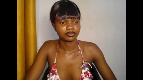 seductive_sugar247 online show from June 23, 3:25 am