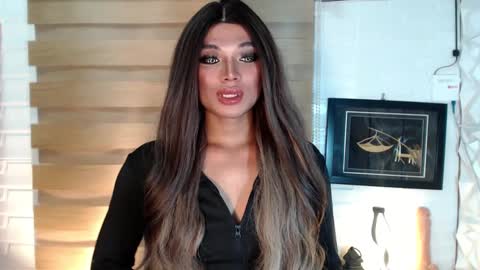 Deluxe online show from March 7, 11:51 am