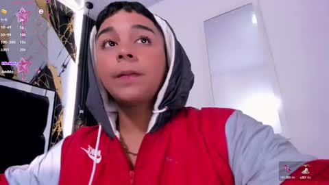 Snapshot of seductivo_jr chatting on January 8, 7:34 am seductivo online show from January 8, 7:34 am