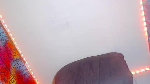 Snapshot of seductresstsjulia chatting on October 15, 7:58 pm Julia Starlette online show from October 15, 7:58 pm