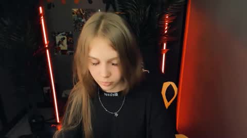 Snapshot of selen_hells_weet chatting on September 10, 5:36 pm Selena online show from September 10, 5:36 pm