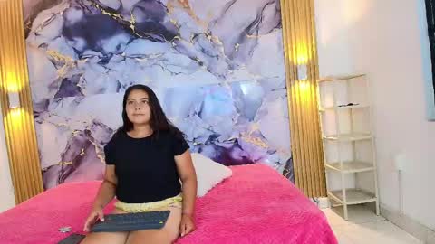 SELENA online show from May 13, 6:50 pm