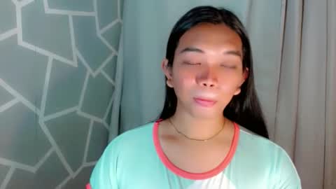 Selena online show from March 17, 12:32 pm