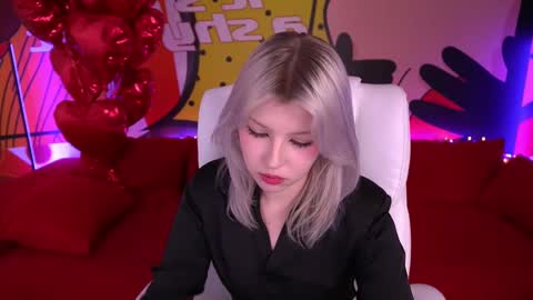 Snapshot of selenairis chatting on March 10, 5:18 pm selenairis online show from March 10, 5:18 pm