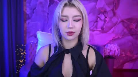 Snapshot of selenairis chatting on October 16, 6:46 am selenairis online show from October 16, 6:46 am