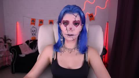 selenairis online show from October 30, 9:48 pm