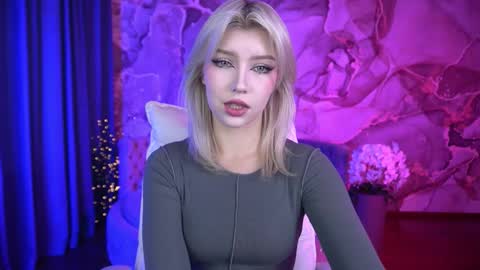 Snapshot of selenairis chatting on September 26, 7:27 am selenairis online show from September 26, 7:27 am