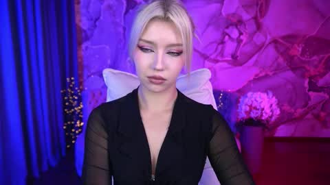 Snapshot of selenairis chatting on September 29, 8:24 am selenairis online show from September 29, 8:24 am