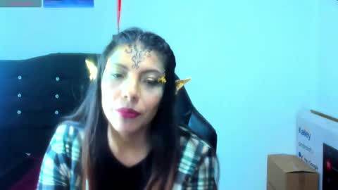 Selena online show from November 1, 1:28 am