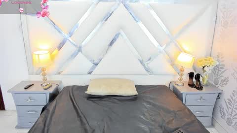 Selena reyess online show from January 16, 12:58 pm