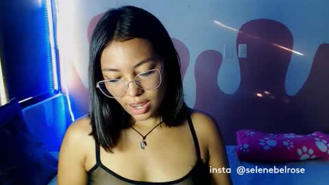 Snapshot of selenebelrose chatting on September 30, 12:04 pm Selena online show from September 30, 12:04 pm