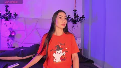 Snapshot of selenee__ chatting on October 19, 5:06 pm Selenee online show from October 19, 5:06 pm