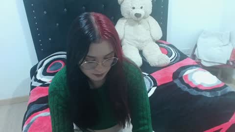 Selene G  online show from December 29, 12:09 am